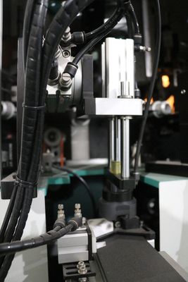 3600pcs/Hr 三色スクリーン印刷機 250x150mm 化粧品容器のために